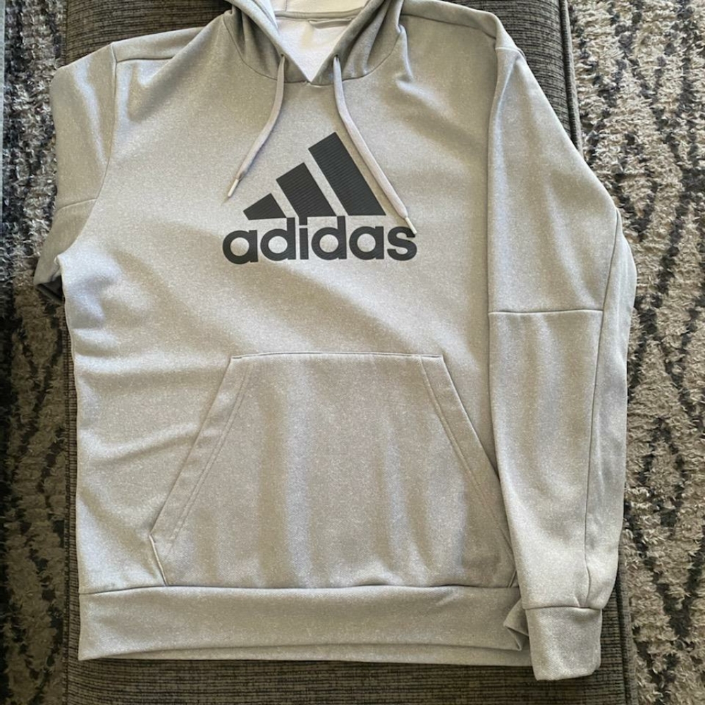 Adidas Sweatshirt